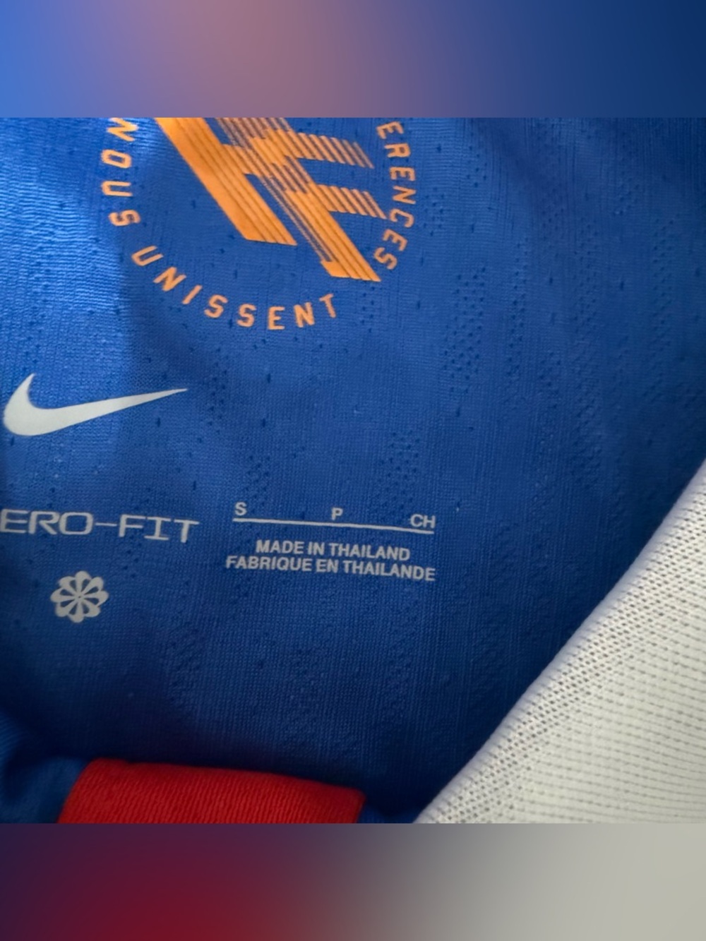 France 2026 World Cup SALIBA Jersey - Picture 4 of 4